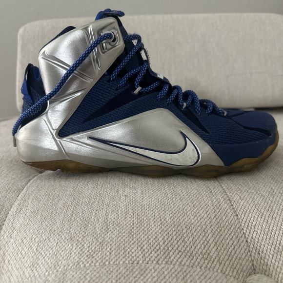Size 11 - Nike LeBron 12 What If? - Picture 3 of 8